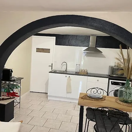 Studio De 29 M2 En Rdc Dans Bastide Avec Piscine Apartman